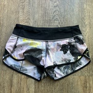 Lululemon Speed Up Low Rise Short